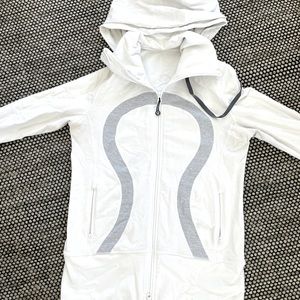 Lululemon, size 8, white Define Jacket (hooded)